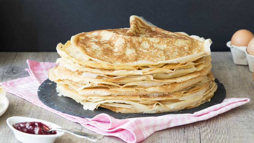 Crepes Moelleuses Decouvrez Les Recettes De Cuisine De Femme Actuelle Le Mag