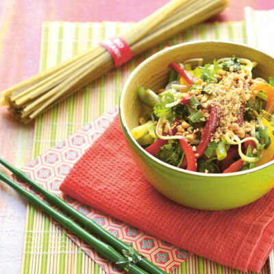 Noodles Rice Aux liatelles De Poivrons Decouvrez Les Recettes De Cuisine De Femme Actuelle Le Mag