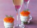 Champagne rosé au litchi et verrine d'œufs de saumon à la crème