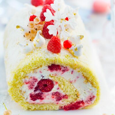 Buche Glacee Creme Mascarpone Et Framboises Decouvrez Les Recettes De Cuisine De Femme Actuelle Le Mag