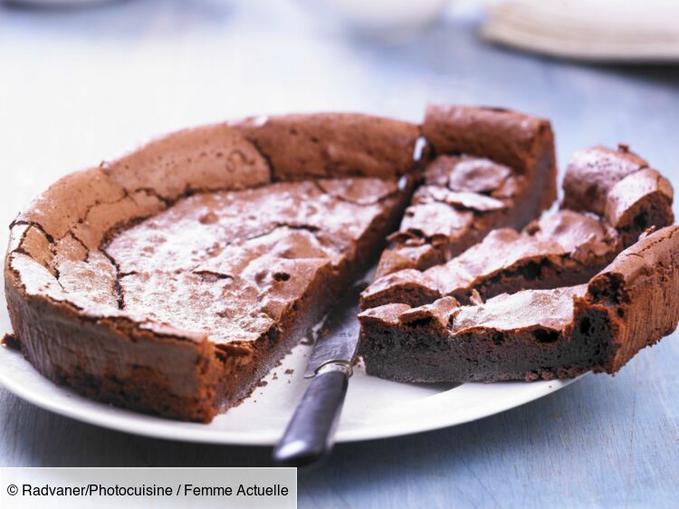 Gâteau au chocolat de Cyril Lignac rapide : découvrez les recettes de  cuisine de Femme Actuelle Le MAG