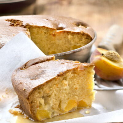Gateau Aux Peches Fraiches Decouvrez Les Recettes De Cuisine De Femme Actuelle Le Mag