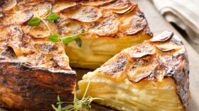 Pommes De Terre Surprise Decouvrez Les Recettes De Cuisine De Femme Actuelle Le Mag