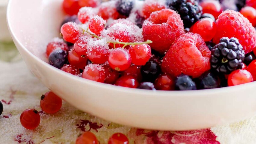 Salade De Fruits Rouges Decouvrez Les Recettes De Cuisine De Femme Actuelle Le Mag