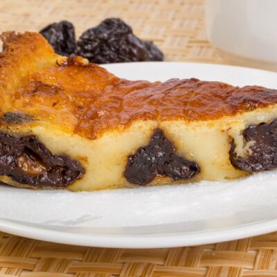 Clafoutis Aux Pruneaux Decouvrez Les Recettes De Cuisine De Femme Actuelle Le Mag