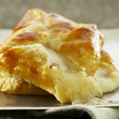 Feuilletés à la mozzarella et au jambon cru-image