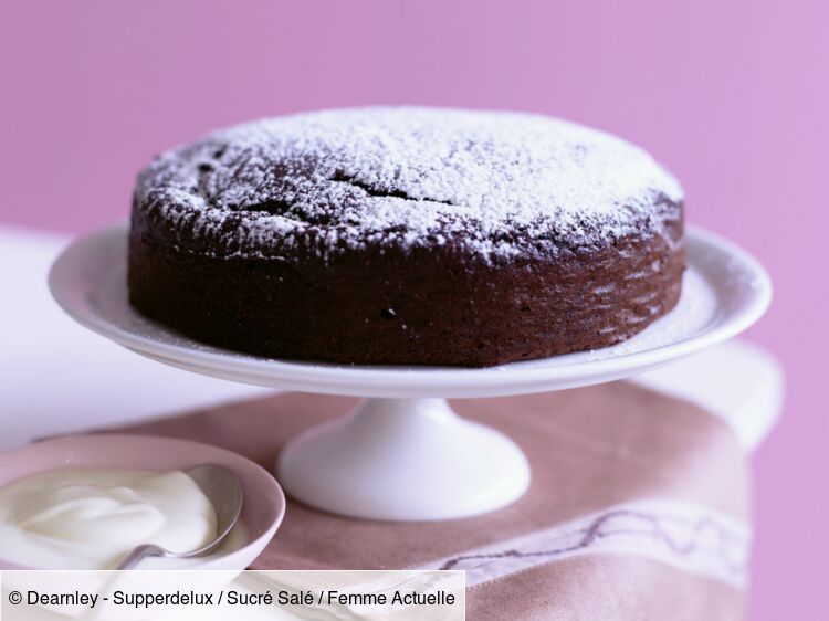 Recette Gâteau au chocolat moelleux à la crème anglaise - La