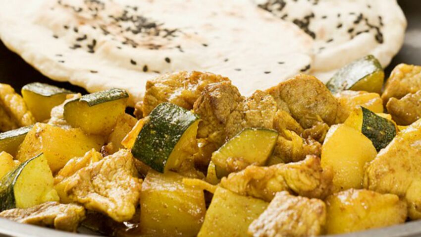 Curry de porc à la courgette et raisins