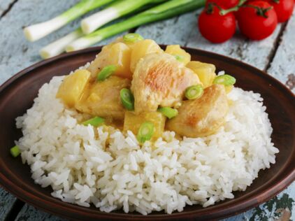 Poulet A L Ananas Et Lait De Coco Decouvrez Les Recettes De