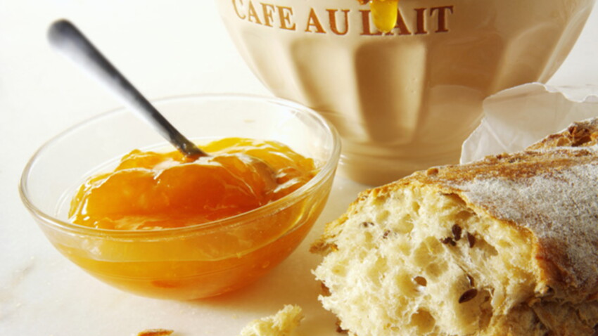 Confiture D Abricots A L Ancienne Decouvrez Les Recettes De Cuisine De Femme Actuelle Le Mag