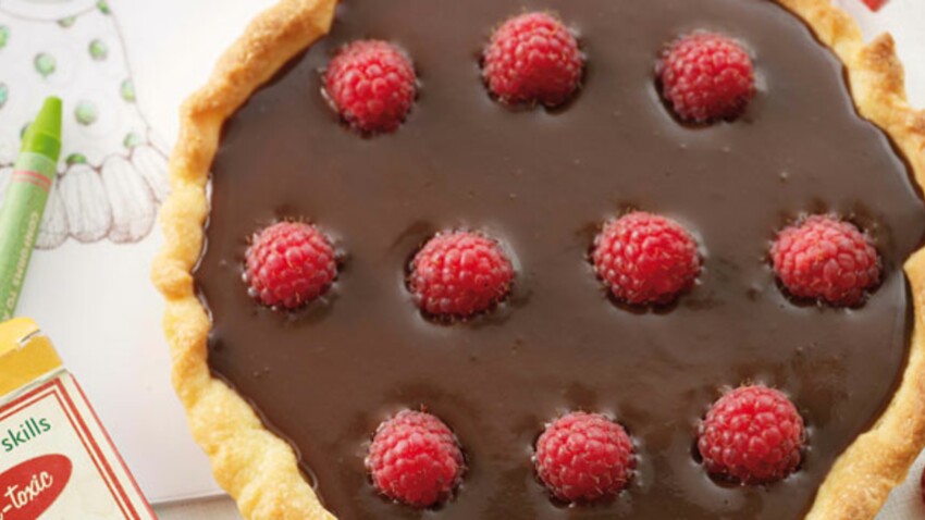 Tarte Au Chocolat Au Lait Et Aux Framboises Decouvrez Les Recettes De Cuisine De Femme Actuelle Le Mag