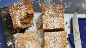 Gateau Magique A La Creme De Marrons Decouvrez Les Recettes De Cuisine De Femme Actuelle Le Mag