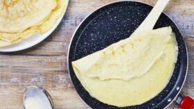 Pancakes à la farine de coco rapide : découvrez les recettes de cuisine de  Femme Actuelle Le MAG