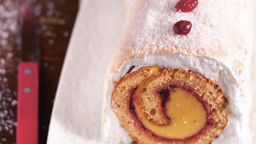 Buche Acidulee A La Creme De Citron Et Gelee De Cranberries Decouvrez Les Recettes De Cuisine De Femme Actuelle Le Mag
