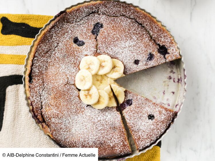 Clafoutis Au Lait De Coco A La Banane Et Aux Myrtilles Decouvrez Les Recettes De Cuisine De Femme Actuelle Le Mag