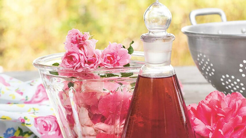 Sirop De Petales De Roses Decouvrez Les Recettes De Cuisine De Femme Actuelle Le Mag