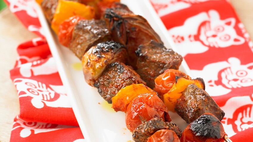 Brochettes De Boeuf Au Paprika Et Origan Facile Et Rapide Decouvrez Les Recettes De Cuisine De Femme Actuelle Le Mag