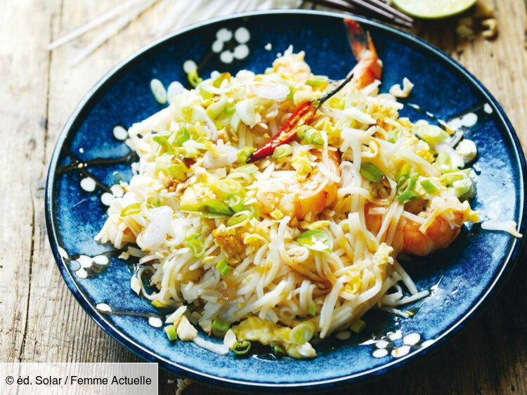 Pad thaï aux nouilles de riz rapide : découvrez les recettes de cuisine de  Femme Actuelle Le MAG