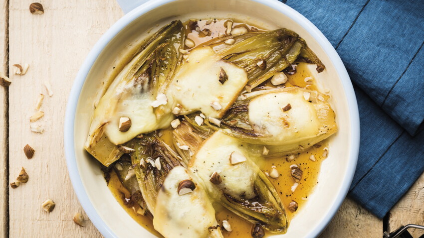 Endives braisées au miel à la raclette et aux noisettes facile et
