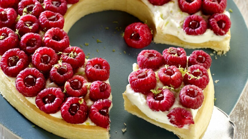 Tarte Couronne A La Framboise Decouvrez Les Recettes De Cuisine De Femme Actuelle Le Mag