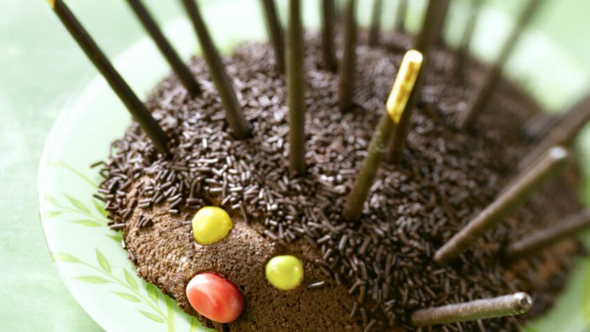 Gâteau d'anniversaire facile pour enfant : Maya l'abeille surprise rapide :  découvrez les recettes de cuisine de Femme Actuelle Le MAG