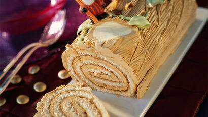 Buche Pralinee Decouvrez Les Recettes De Cuisine De Femme Actuelle Le Mag