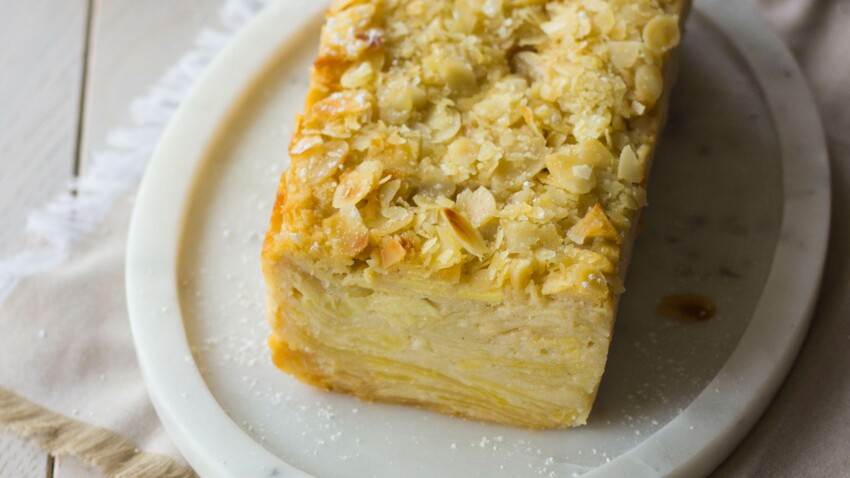 Gateau Invisible Aux Pommes Leger Et Facile Decouvrez Les Recettes De Cuisine De Femme Actuelle Le Mag