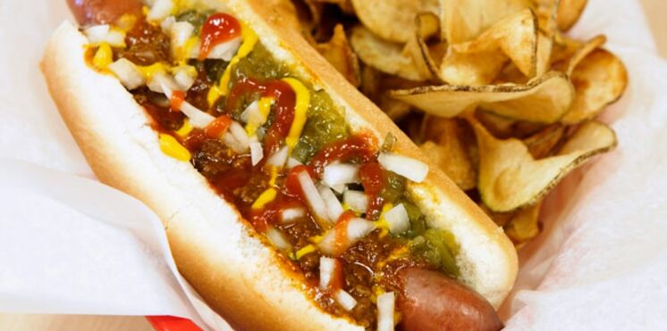 Hot Dog Decouvrez Les Recettes De Cuisine De Femme Actuelle Le Mag