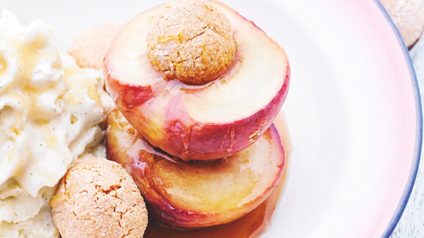 Peches Au Mascarpone Vanille Et Amaretti Decouvrez Les Recettes De Cuisine De Femme Actuelle Le Mag