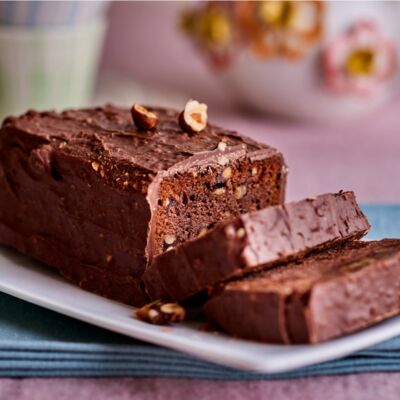 Gateau Aux Pepites Pralinees Decouvrez Les Recettes De Cuisine De Femme Actuelle Le Mag