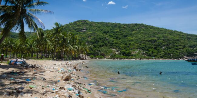 Top 10 des déchets retrouvés sur la plage : les solutions pour y remédier