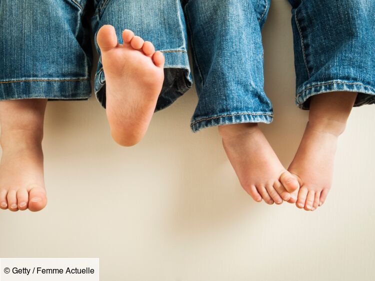 Pourquoi vous devriez laisser vos enfants marcher pieds nus