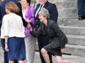 Theresa May moquée pour sa révérence au prince William 