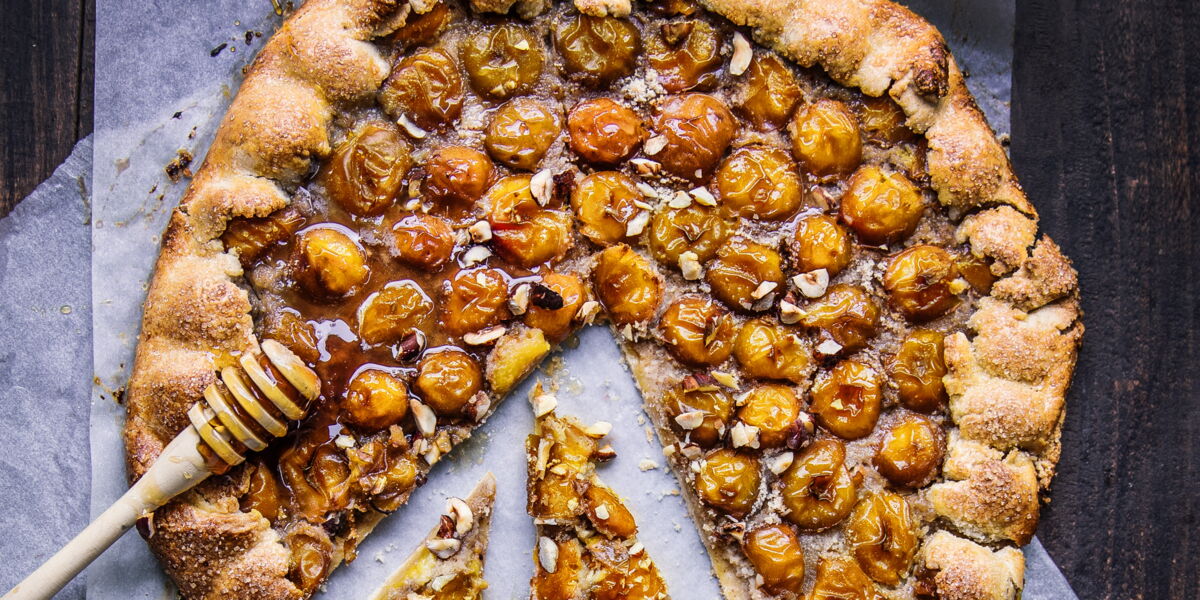 Mirabelles Quetsches Reines Claudes Nos Meilleures Recettes De Tartes Aux Prunes Femme Actuelle Le Mag