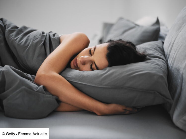 Dormir Côté Gauche Enceinte Fille Ou Garçon