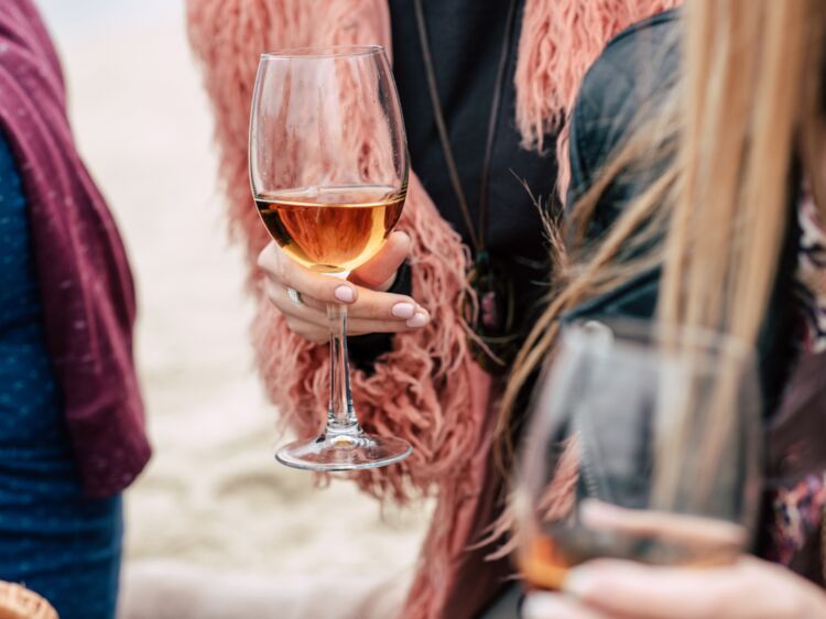 Ou Boire Un Verre Dans Le 16eme Boire un verre d’alcool par jour, c’est déjà trop alerte une étude