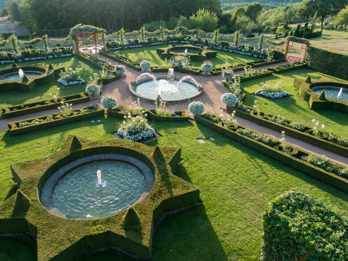 Le Jardin fleuriste et le Potager - Eyrignac et ses jardins : Eyrignac et  ses jardins