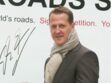 Michael Schumacher "pleure", des proches se confient sur son état de santé