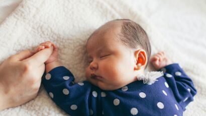 Bébé Qui Peine À S'endormir Ou Se Réveille La Nuit : La Méthode D'aude  Becquart, Spécialiste Du Sommeil : Femme Actuelle Le Mag