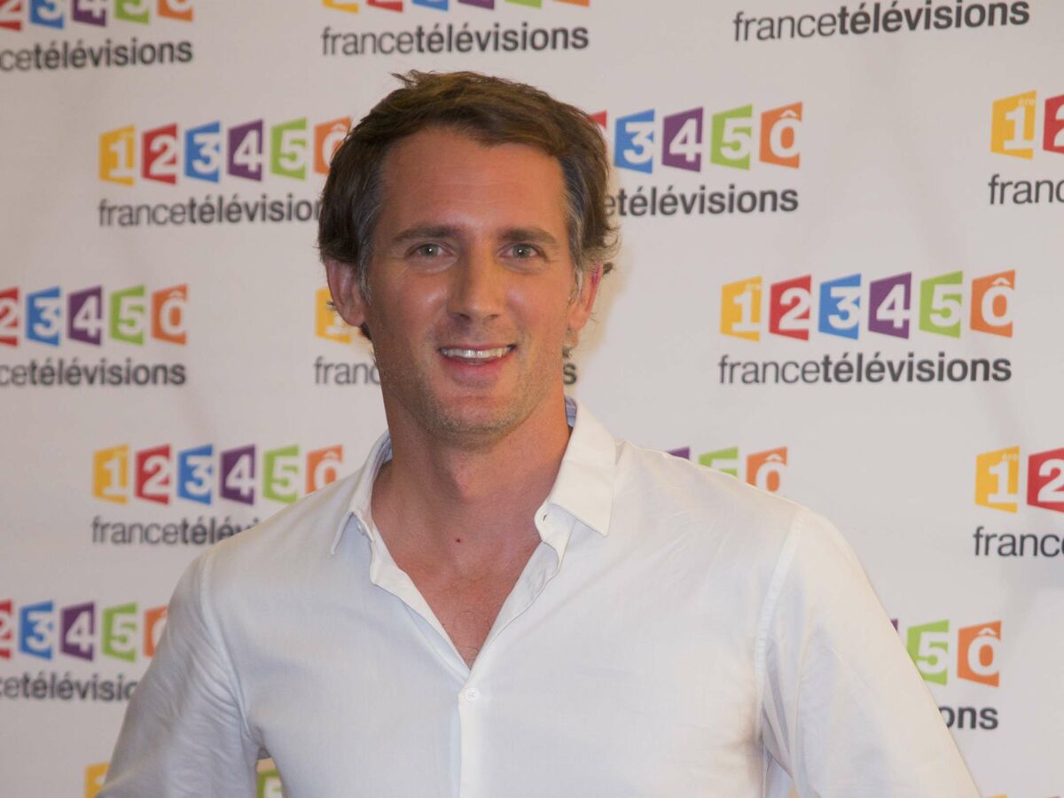 Raphael De Casabianca En Couple Avec Raphaël de Casabianca : 5 choses que vous ne saviez pas sur le présentateur  de "Rendez-vous en terre inconnue" : Femme Actuelle Le MAG