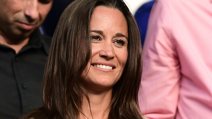 PHOTOS , Pippa Middleton très enceinte et sublime en robe verte au mariage de la