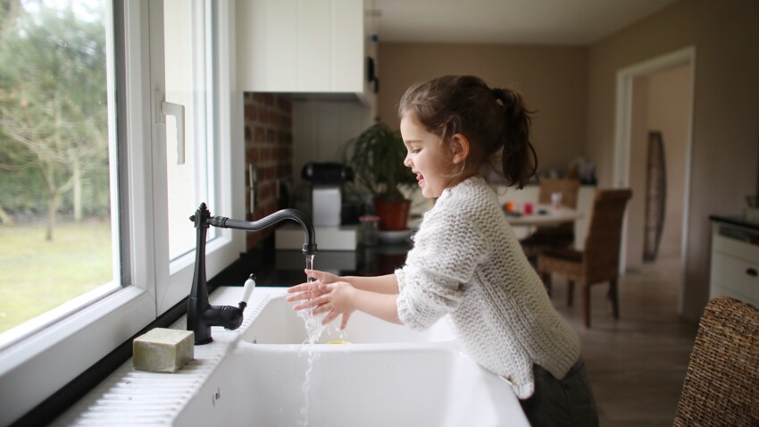 L’astuce toute simple pour aider les enfants à bien se laver les mains