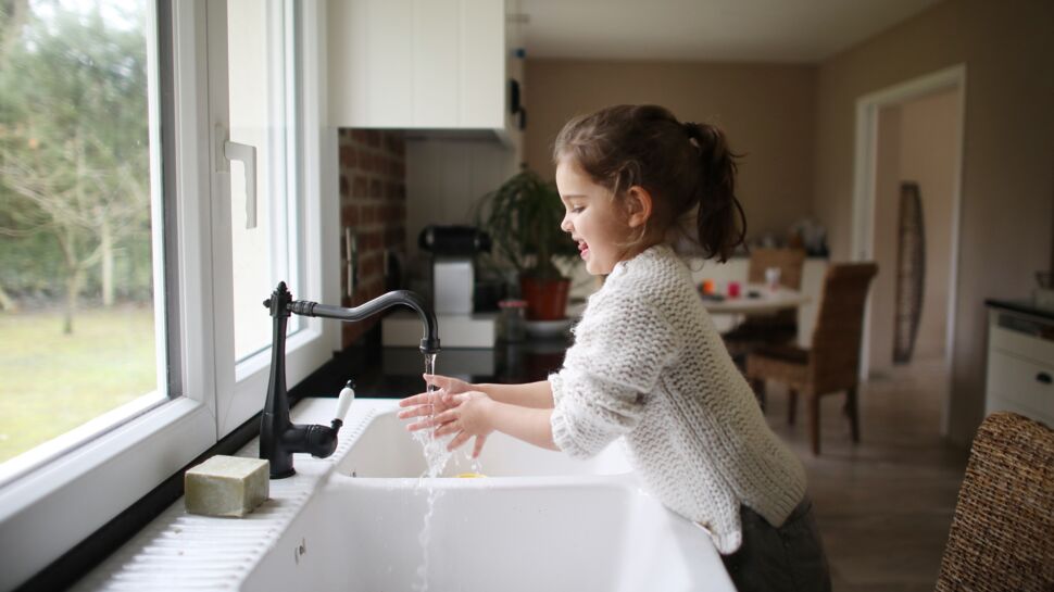 L’astuce toute simple pour aider les enfants à bien se laver les mains