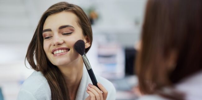 Vrai/faux : 5 idées reçues (ou pas) sur le maquillage