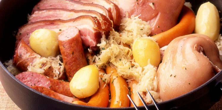 Choucroute alsacienne découvrez les recettes de cuisine de Femme Actuelle Le MAG