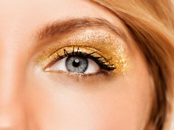 Maquillage à paillettes comment le démaquiller ?