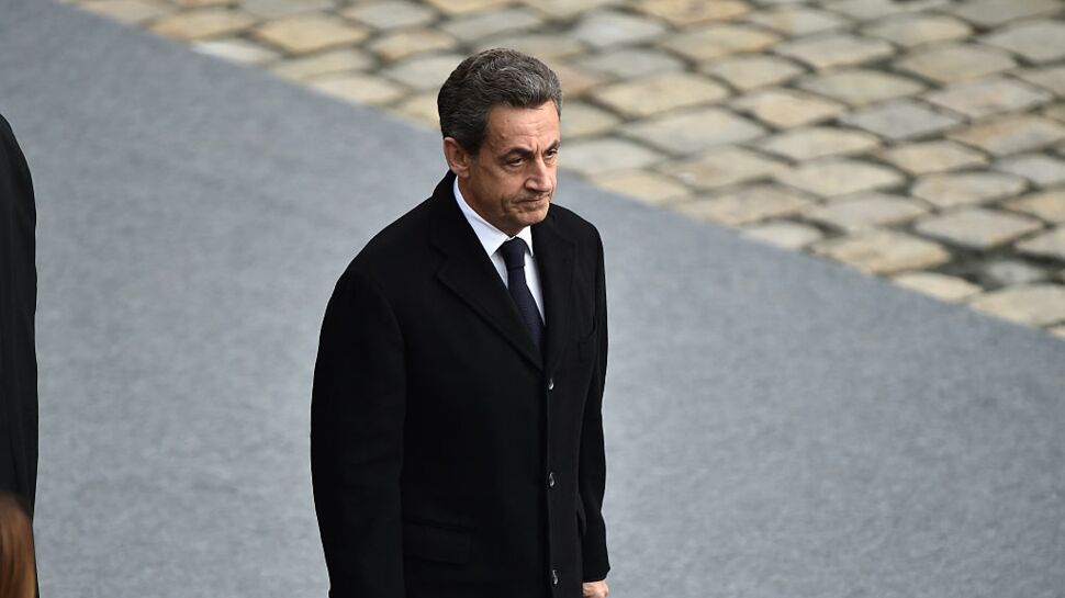 Nicolas Sarkozy, "obligé de revenir" ? L'ancien président y songe (mais Carla Bruni le met en garde)