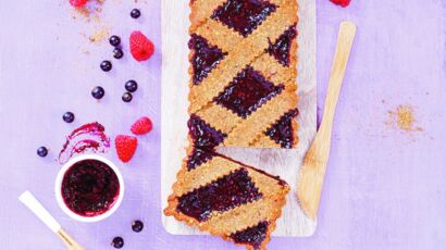 La Delicieuse Recette Du Gateau Aux Noix De Laurent Mariotte Femme Actuelle Le Mag