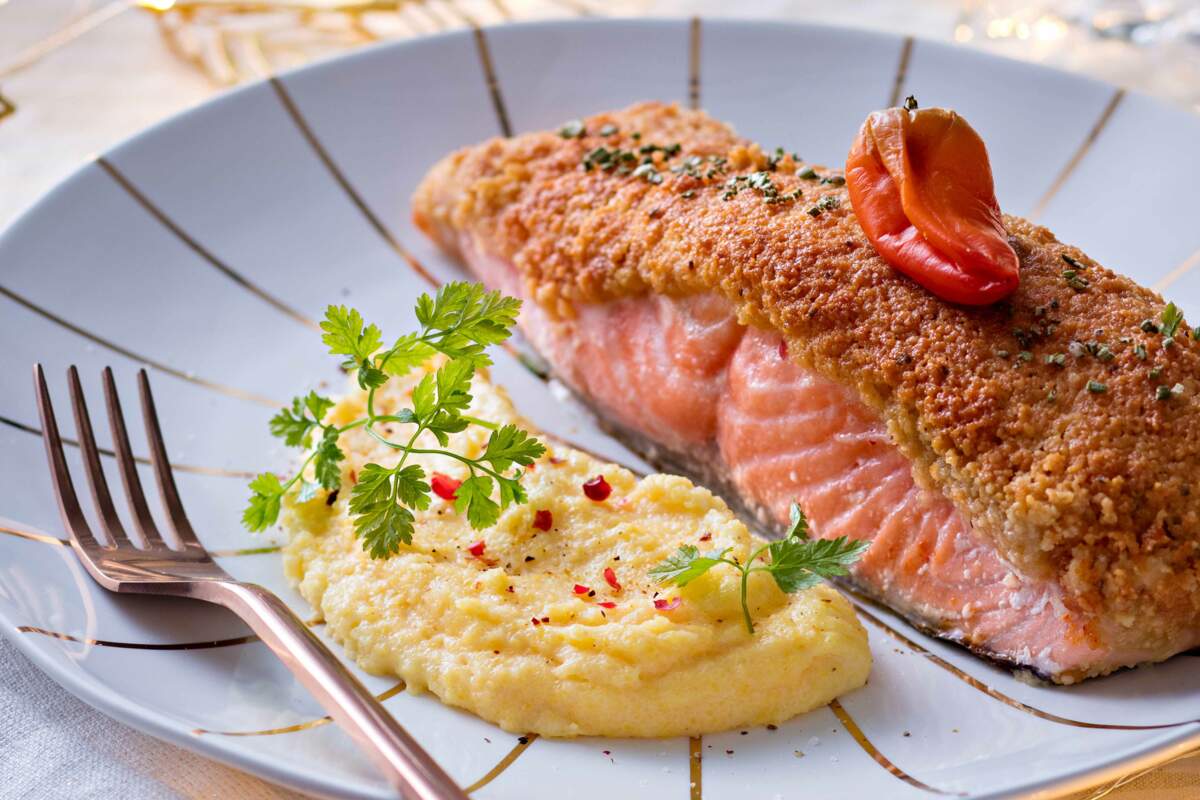 Canapés de rattes aux œufs de saumon facile : découvrez les recettes de  Cuisine Actuelle