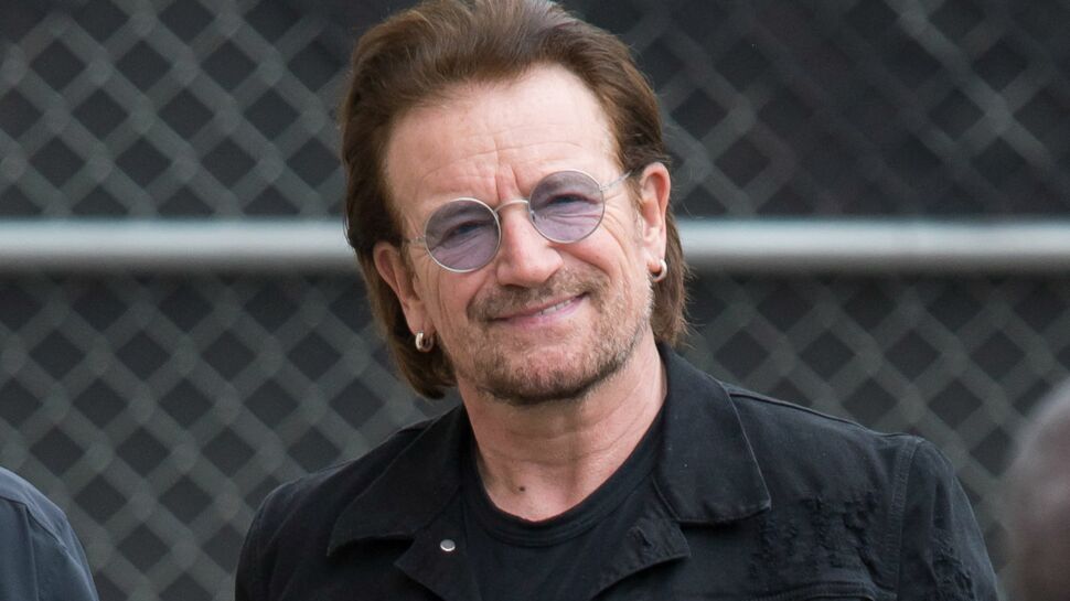 Vidéo - Johnny Hallyday : Bono se recueille (et se filme) sur sa tombe à Saint-Barthélemy